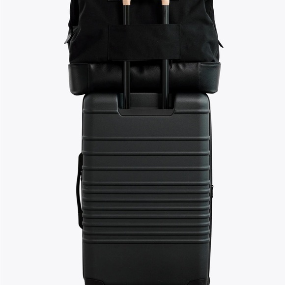 BEIS Weekender Bag - Picture 3 of 9